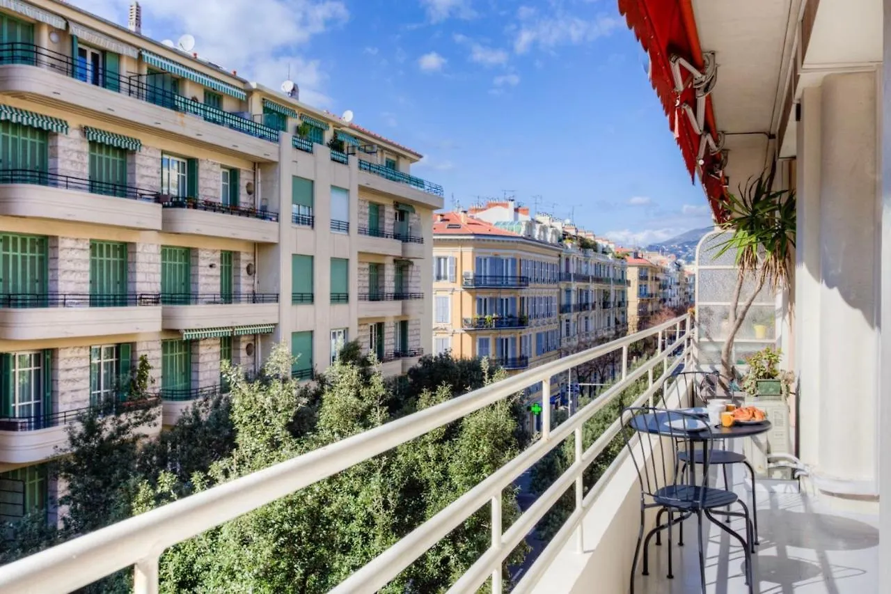 #29 Suite Gambetta Ac Sea View 2 Bedrooms 1Min Walk To Promenade & Sea Nice 0*,  France